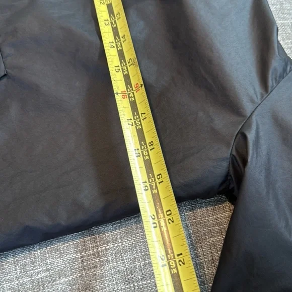 adidas Women's Essentials Linear Windbreaker - Picture 10 of 13